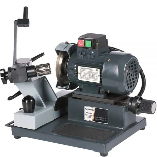 Resharpening machine, power supply tension 110 - 120 Volt, power supply connection plug according NEMA 5-15.